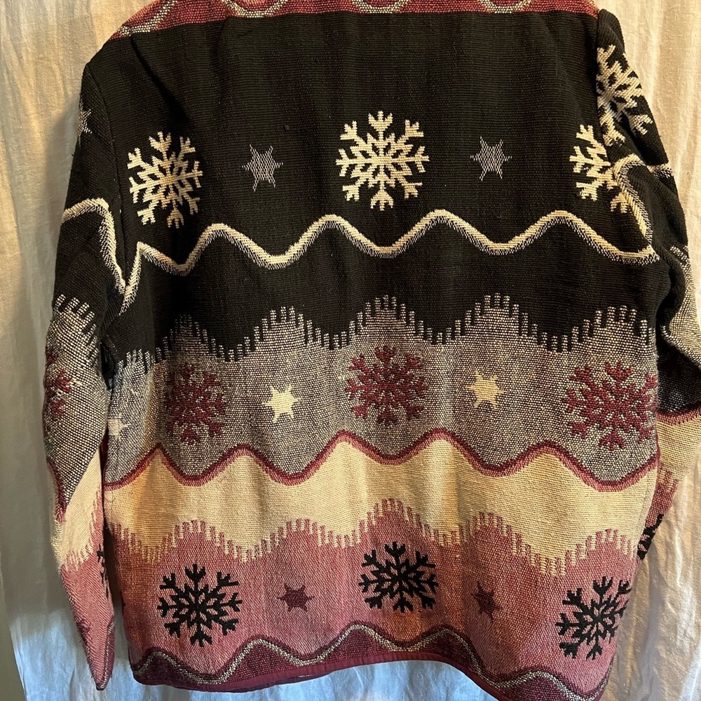 Vintage Flashback Tapestry Blazer Coat with snowflakes. Size M. Like new. - Picture 8 of 9